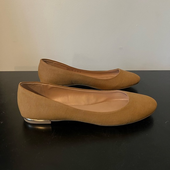 Call It Spring Flats - Picture 3 of 3